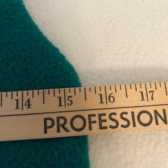 A New Day Women's V Neck Fuzzy Sweater Tank, Crop Top Green Blk Purple M Lot 3 - Picture 6 of 7